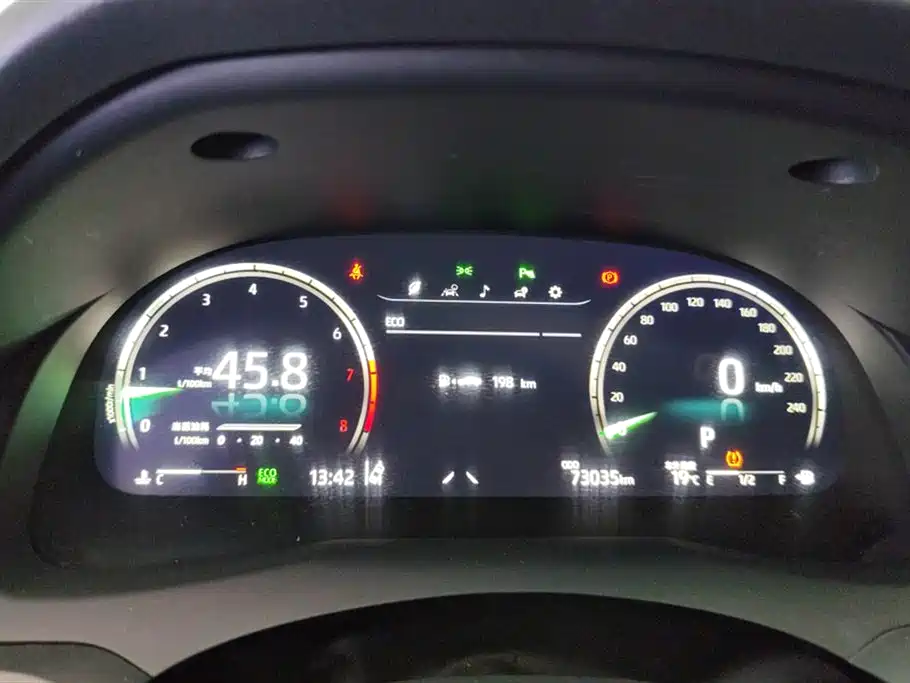 Toyota Camry 2021 2.5G Luxury Edition фото 14