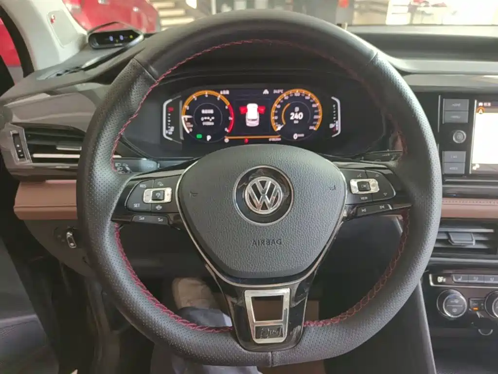 Volkswagen Tharu 2019 280TSI 2WD Flagship Edition China V фото 11