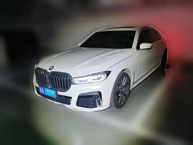 BMW 7 Series 2016 740Li Leading Edition — фото 1