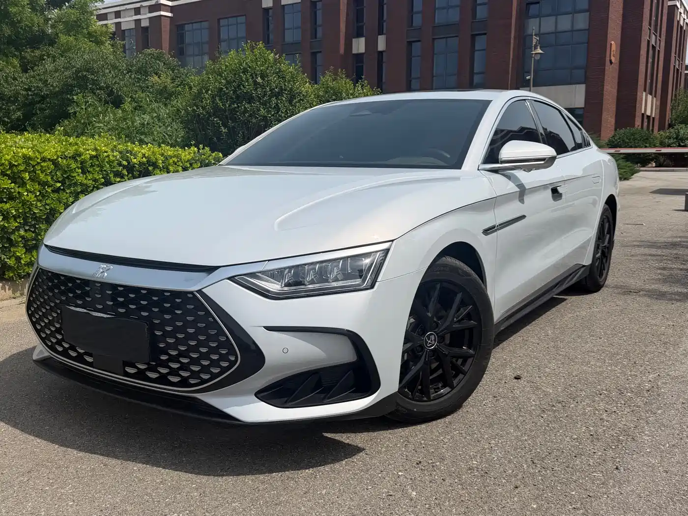 BYD Han 2024 DM-i Glory Edition 121KM Elite