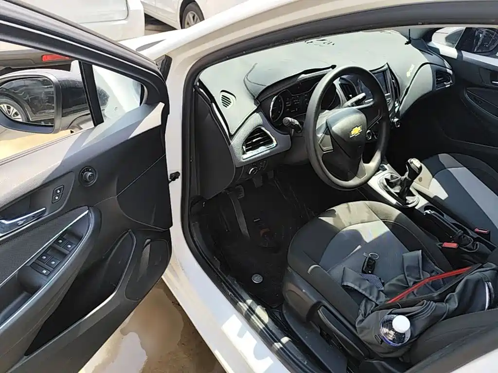 Chevrolet Cruze 2019 2018 Facelift 320 Manual Pioneer Edition