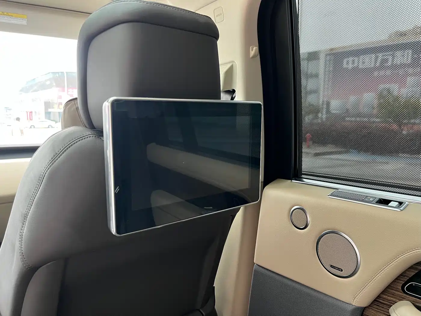 Land Rover Range Rover 2019 3.0 SC V6 Heritage Extended Edition фото 9