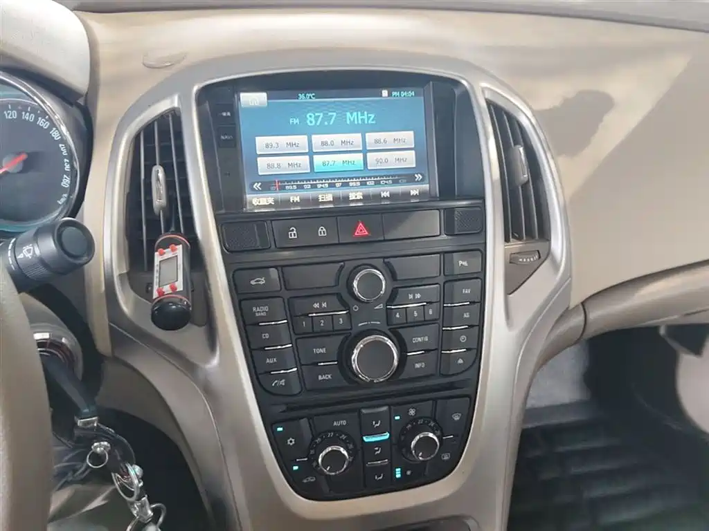 Buick Excelle 2013 GT 1.6L Automatic Fashion Edition фото 13