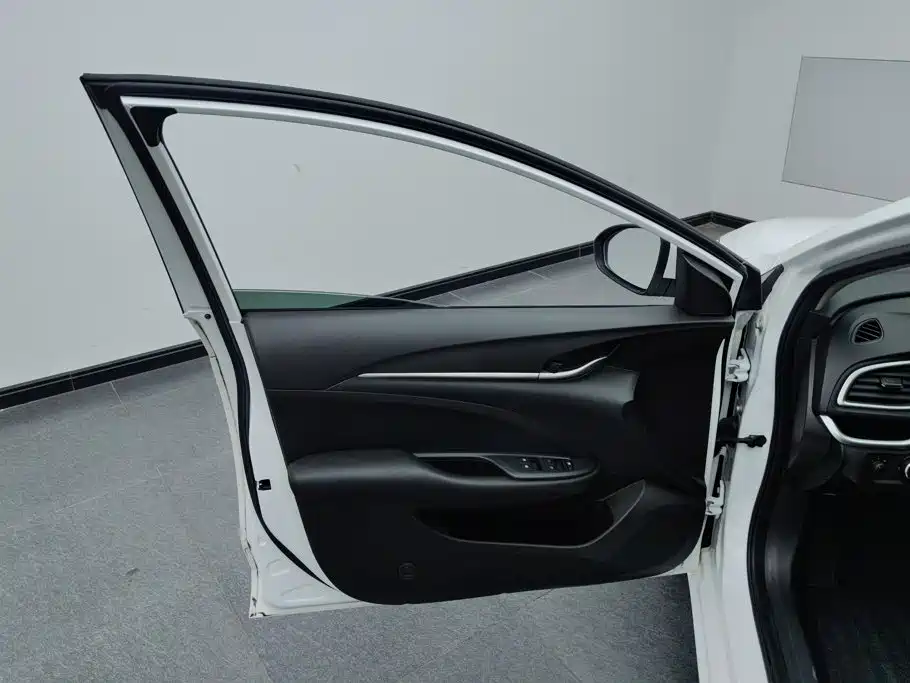 Фото 7 - Buick Excelle