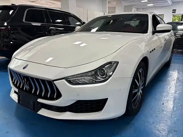 MASERATI GHIBLI