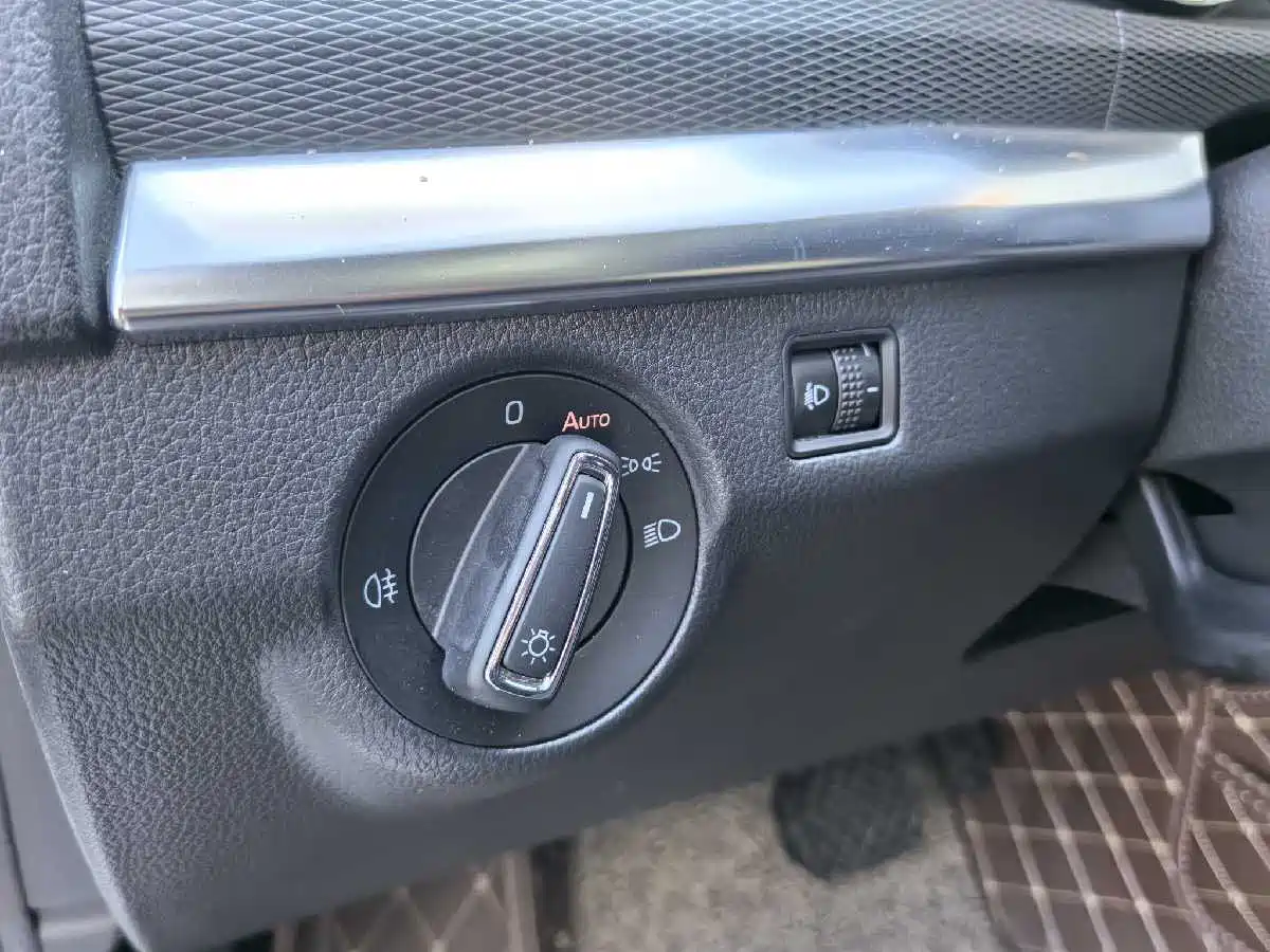 Škoda Kamiq 2020 Model 1.5L Automatic Comfort фото 21