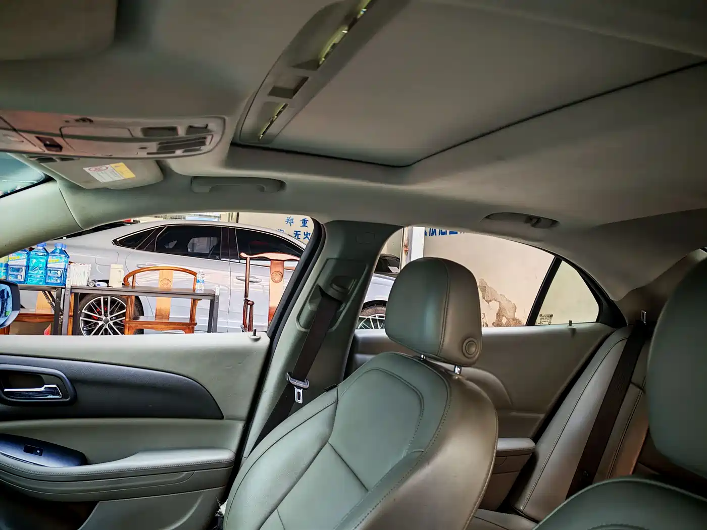 Chevrolet Malibu 2012 2.0L Automatic Luxury Edition фото 17