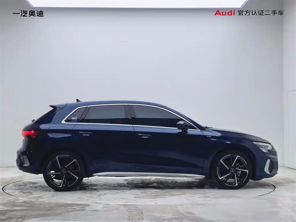 Audi A3 2023 Sportback 35 TFSI Fashion Sport фото 3