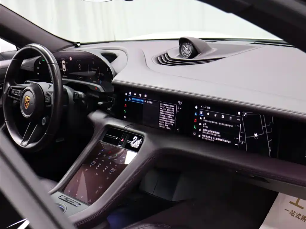 Porsche Taycan 2020 Taycan фото 21