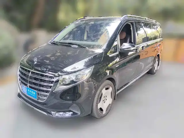 Mercedes-Benz V-Class 2025