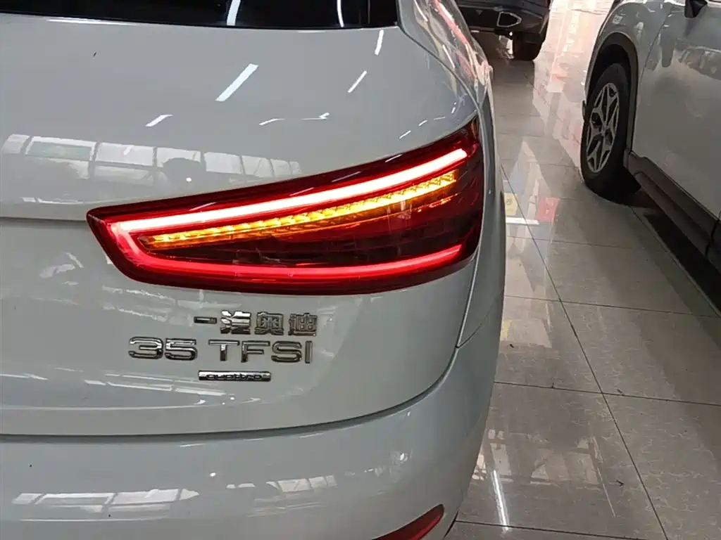 Audi Q3 2015 35 TFSI quattro Millionth Anniversary Premium фото 7