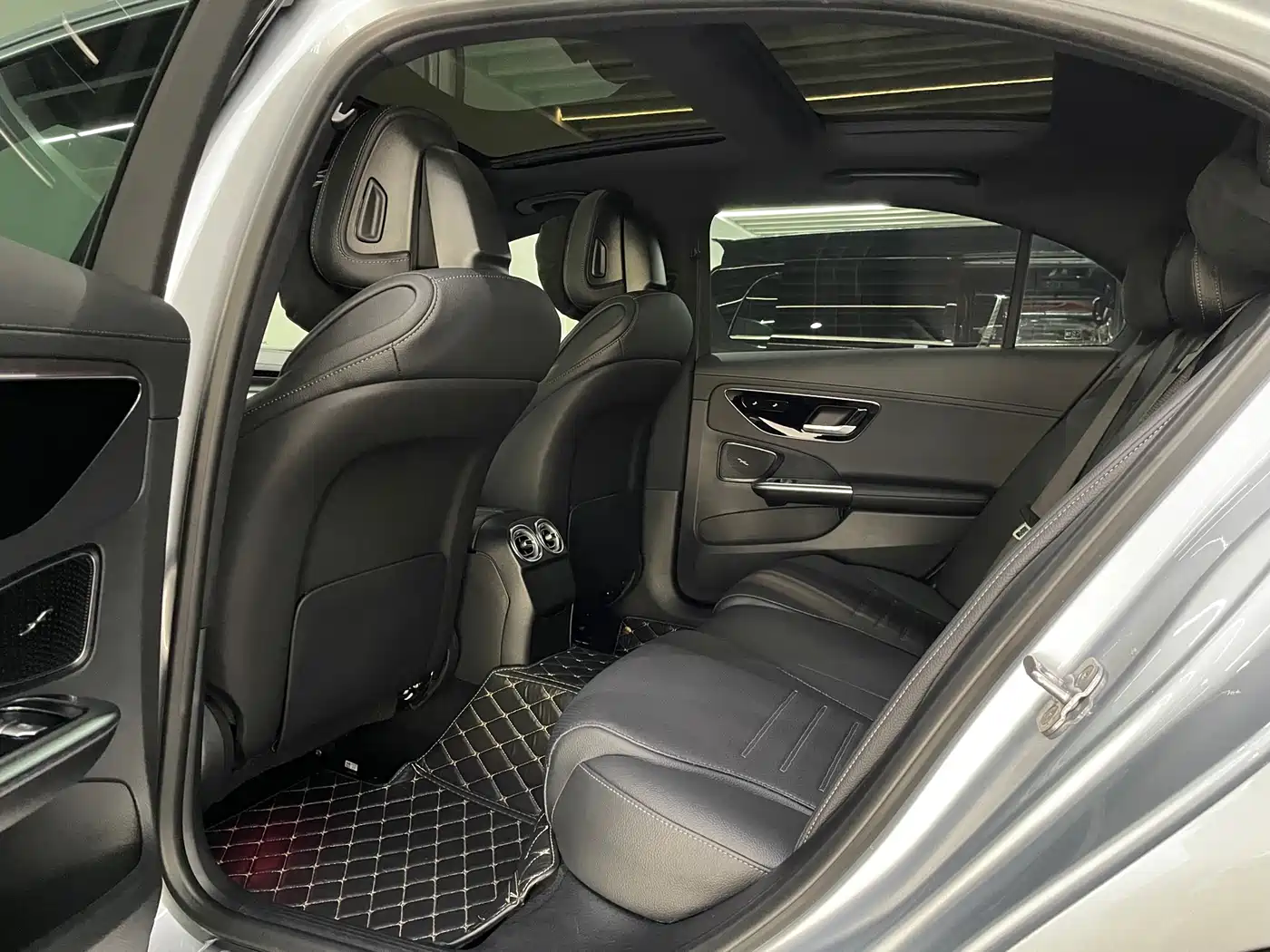 Mercedes-Benz C-Class 2024 C 260 L фото 16