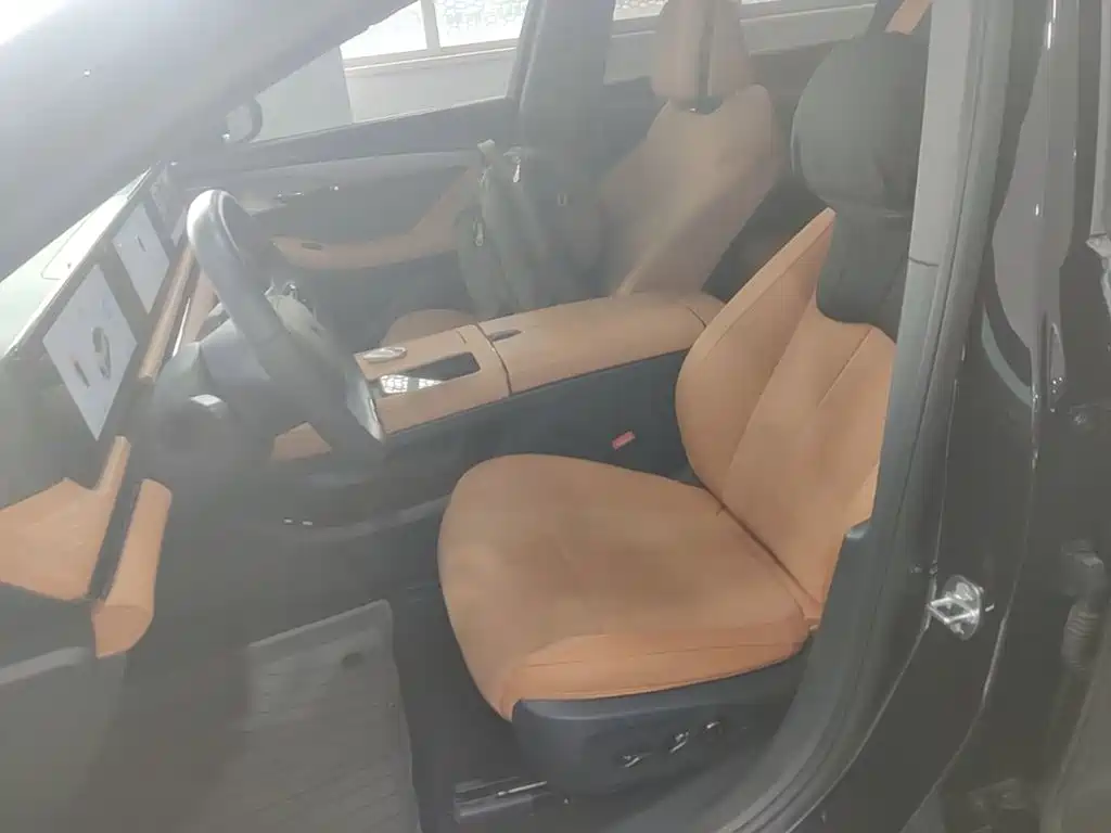 Voyah Auto VOYAH Zhuiguang 2024 2024 PHEV AWD Ultra-long Range Executive Edition
