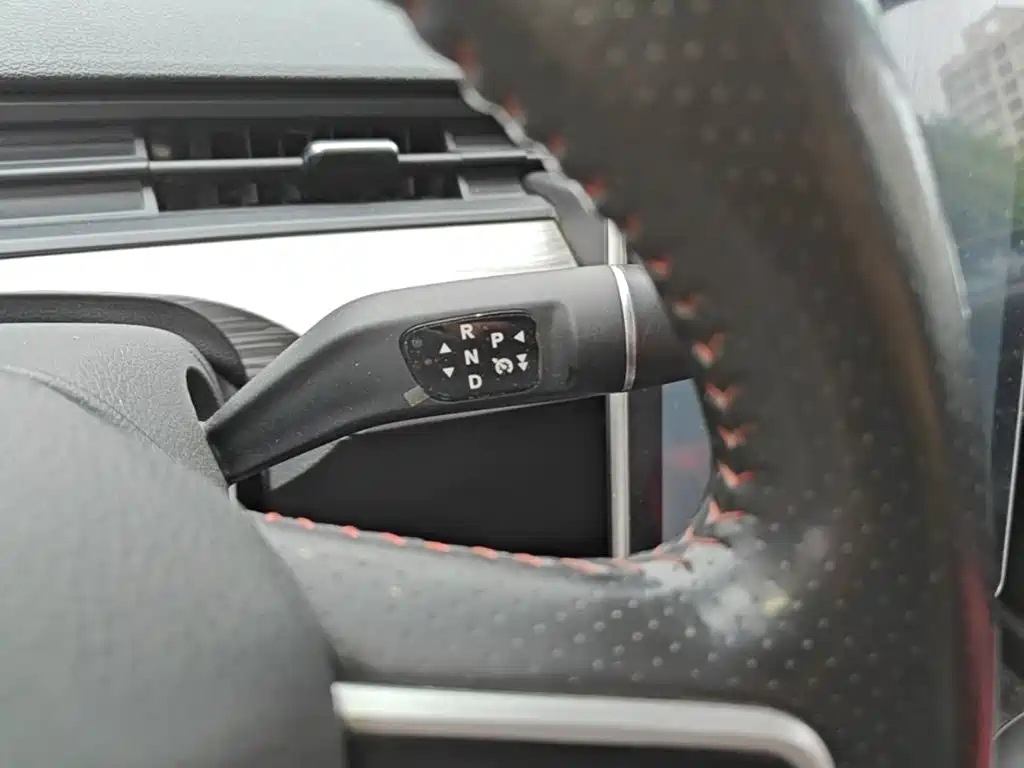 Nezha Auto Nezha V 2023 2022 Trend 300 Lite LFP