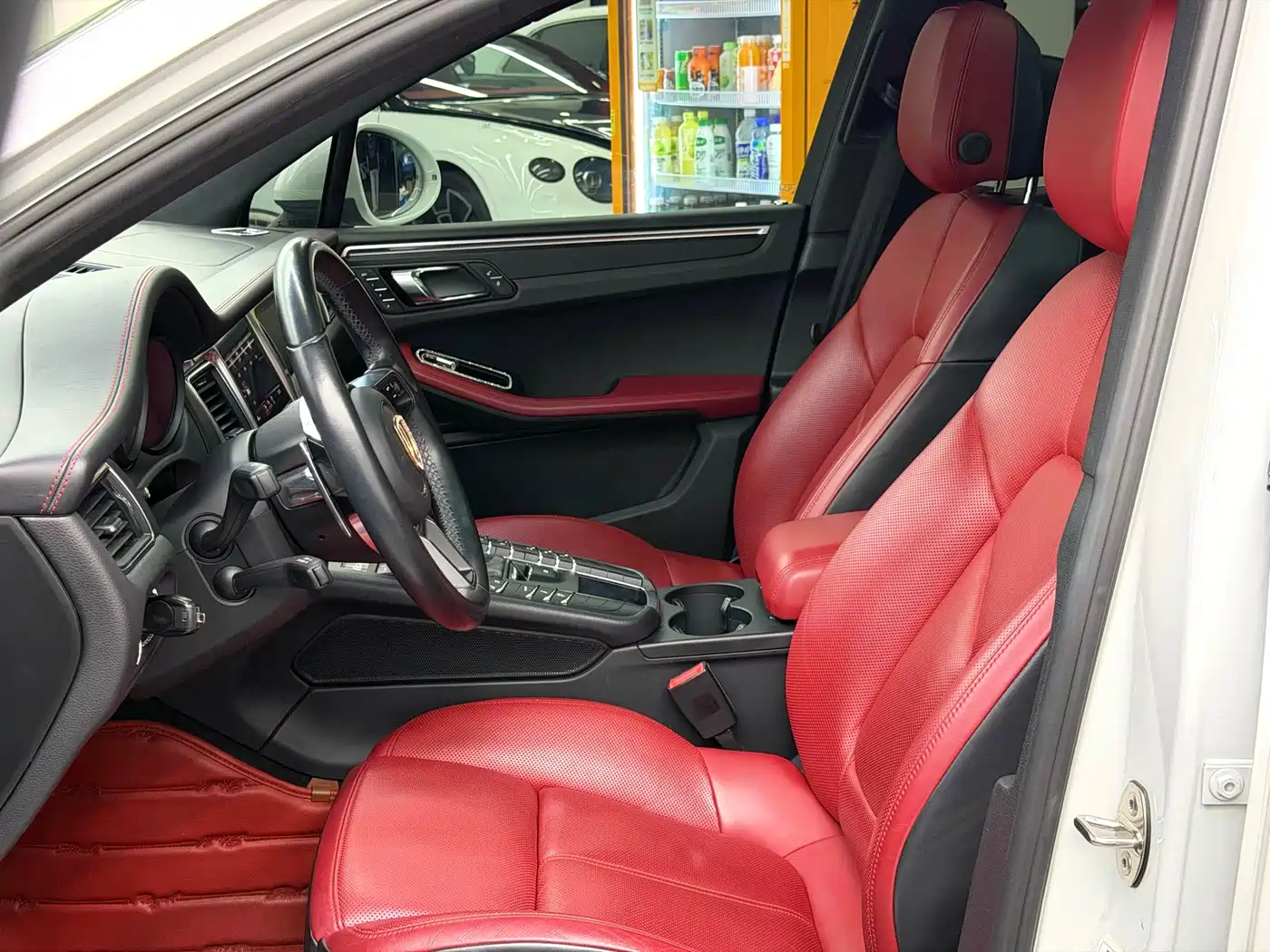 Porsche Macan 2017 Macan 2.0T фото 6