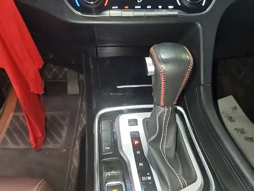 Baojun 560 2017 2017 1.5T DCT Flagship Model