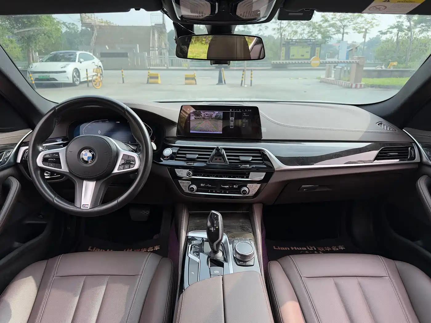 BMW 5 Series 2020 525Li M Sport Package фото 12