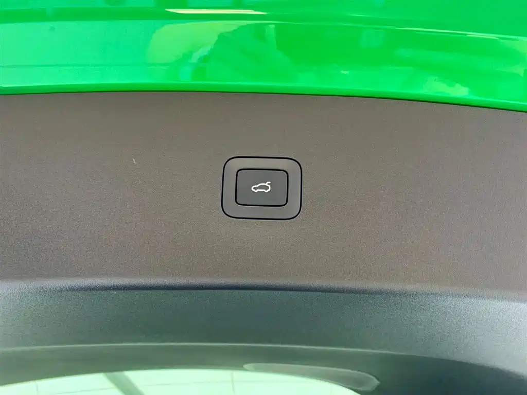 Xiaomi Auto Xiaomi YU7 2025 Extended Range RWD Edition фото 9