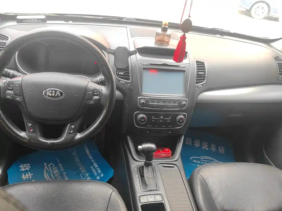 Kia Sorento 2013 2.4L 5-seat Gasoline Luxury Edition фото 12