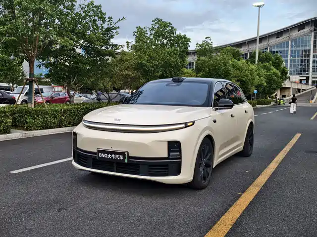 Li Auto L7 2023