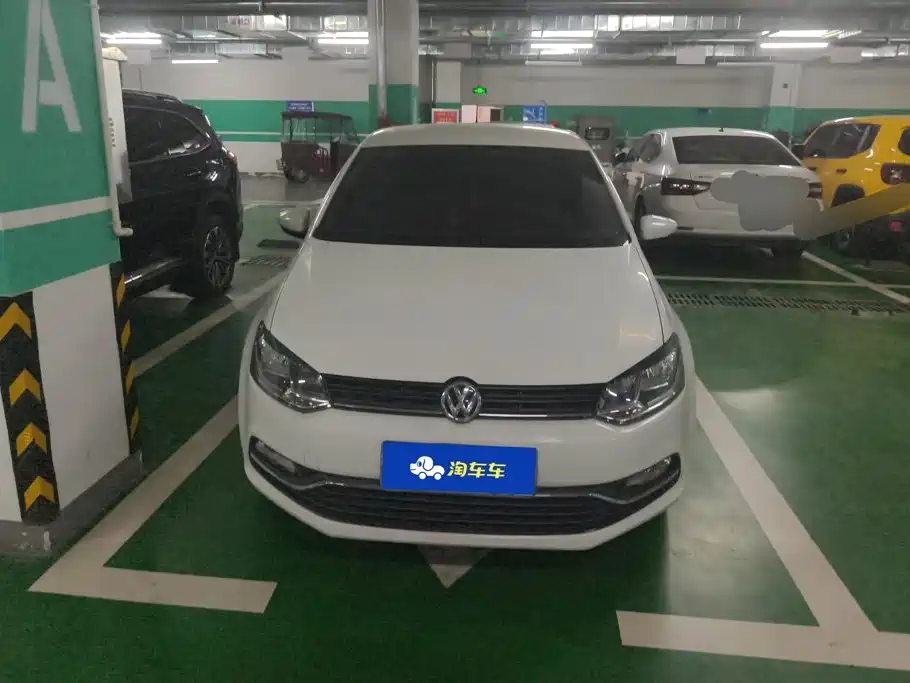 Фото 2 - Volkswagen Polo