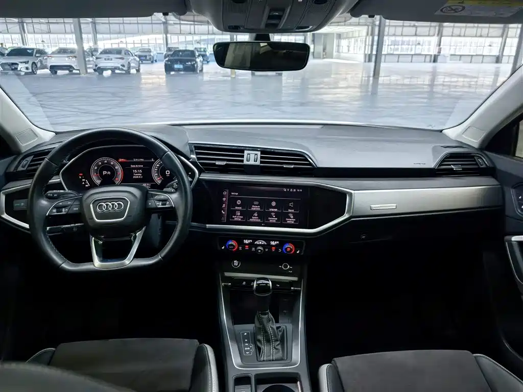 Audi Q3 2022 35 TFSI Fashion Dynamic фото 6