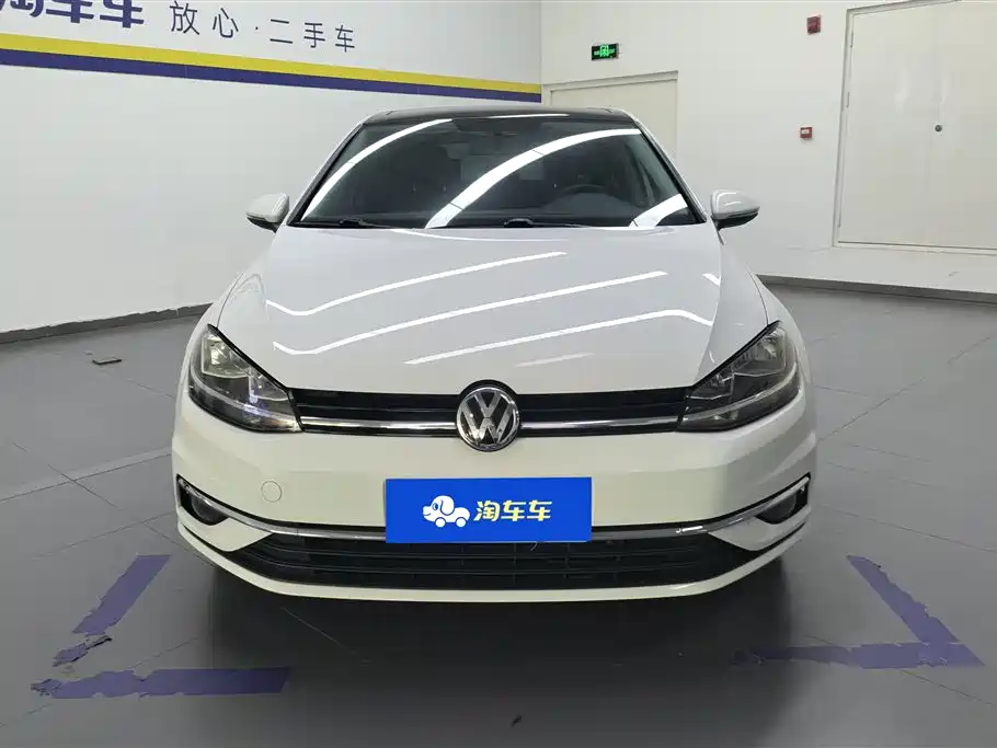 Volkswagen Golf 2019 200TSI DSG Comfort Progressive China VI фото 2