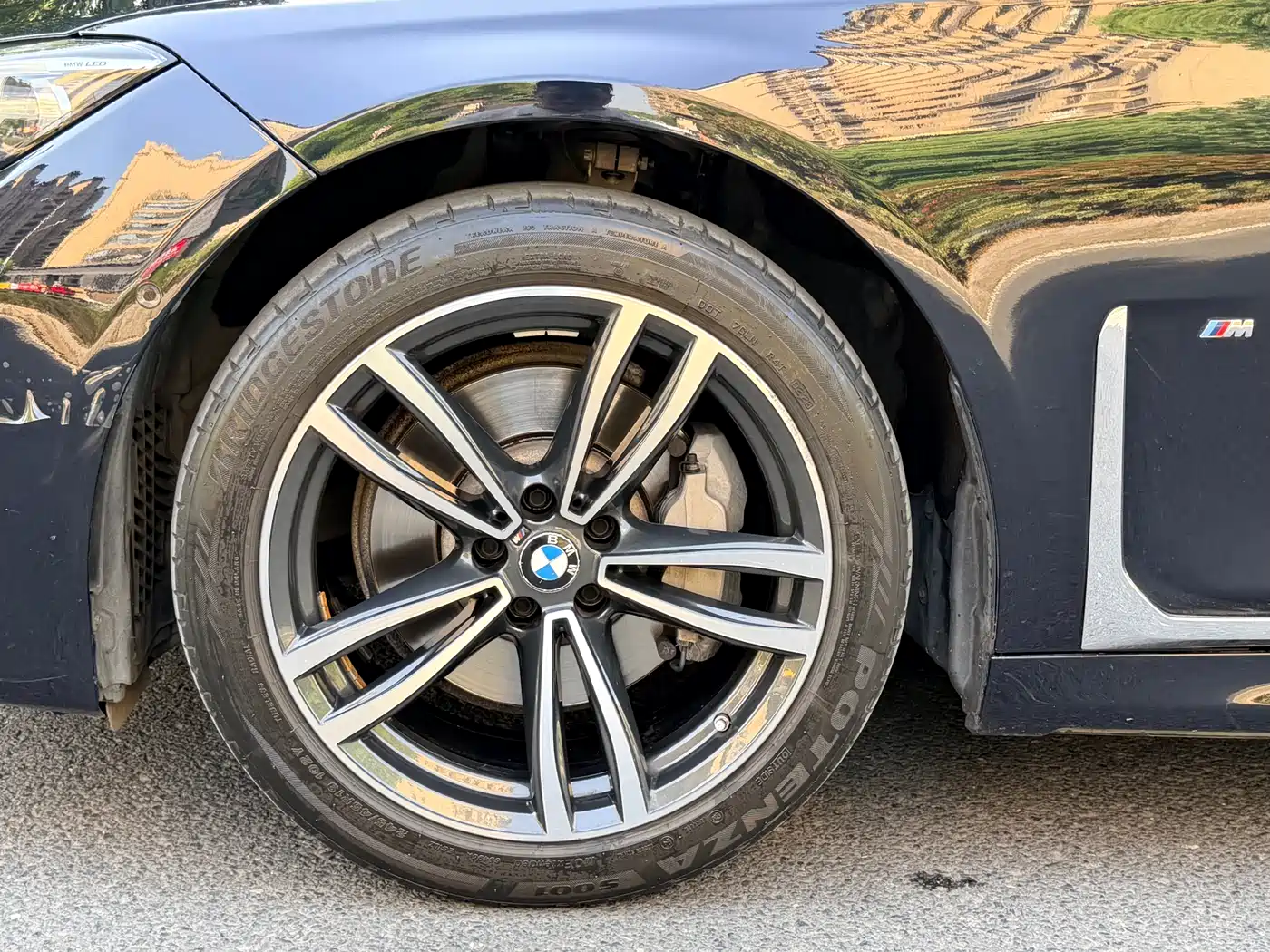 BMW 7 Series 2021 Model 730Li M Sport Package фото 24