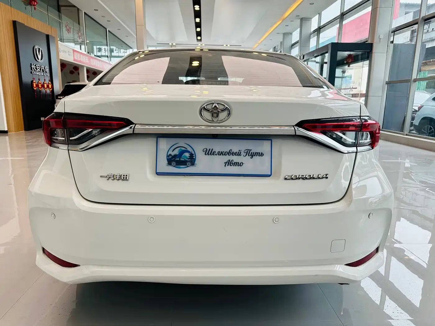 Toyota Corolla 2021 TNGA 1.5L CVT Elite Edition фото 6