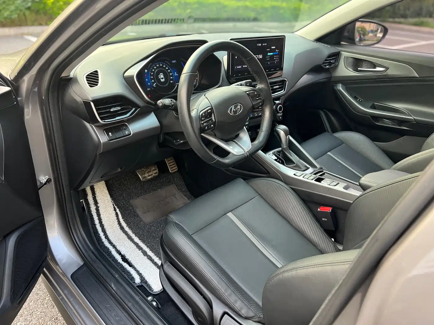 Hyundai Fista 2019 280TGDi Sport Edition China VI фото 8