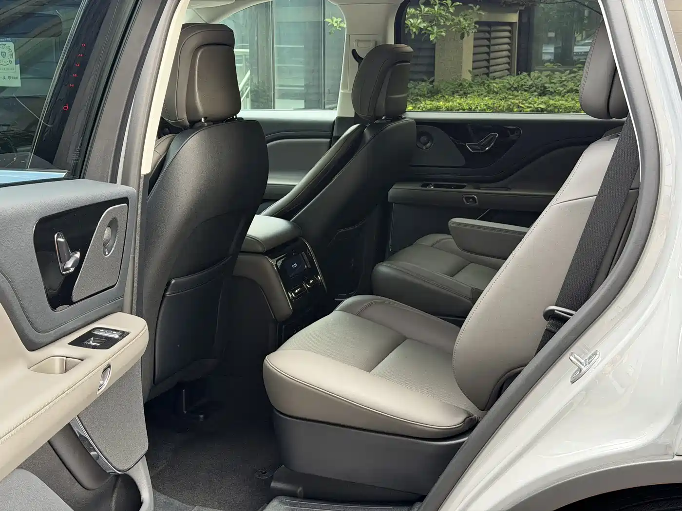 Lincoln Aviator 2025 2024 3.0T V6 AWD Elegance Edition 6-Seater