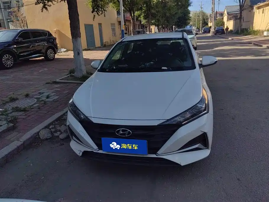 Hyundai Verna 2020 1.4L Manual GLS Cool Edition фото 2