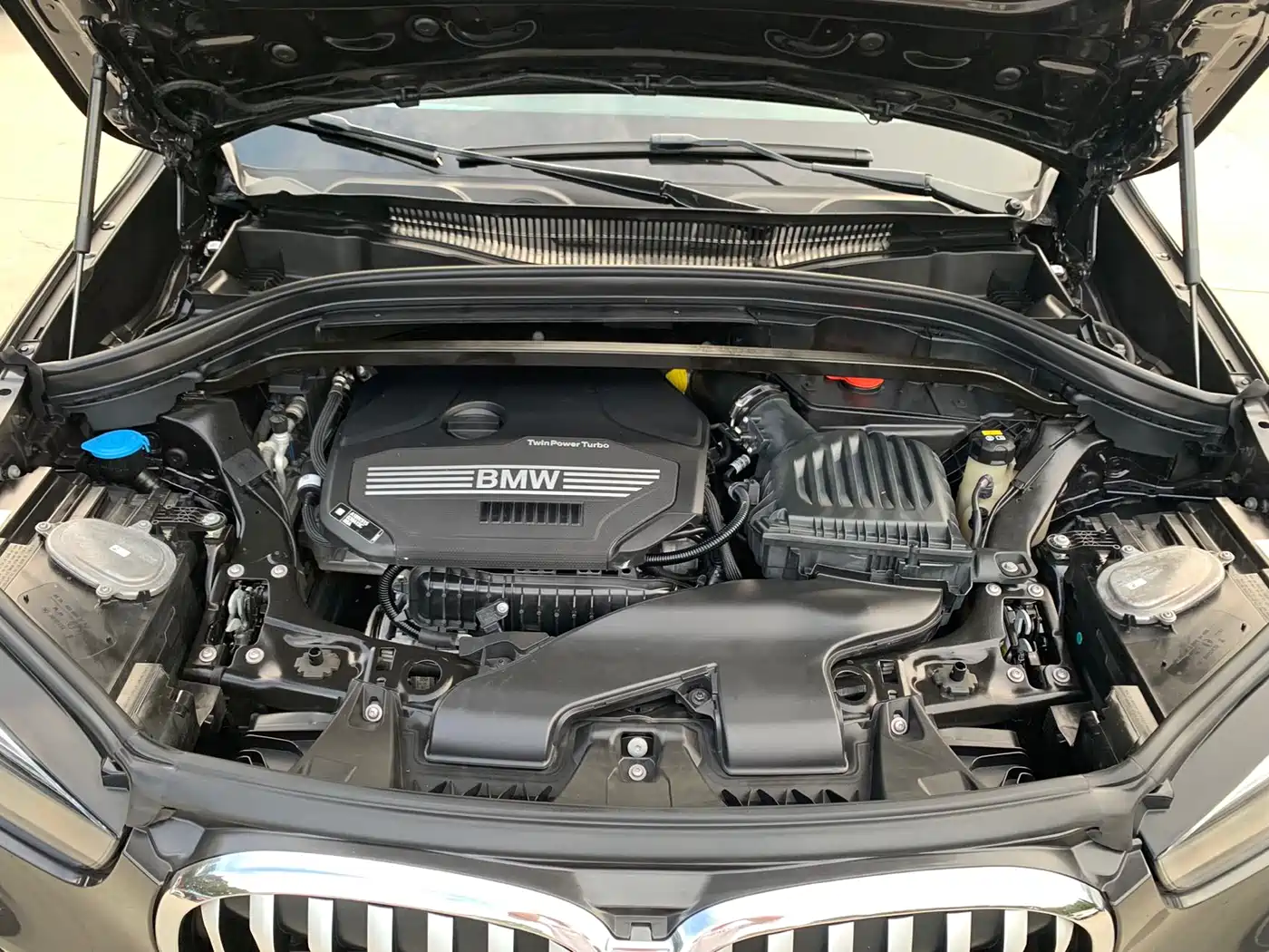 BMW X1 2022 sDrive20Li Premium фото 13