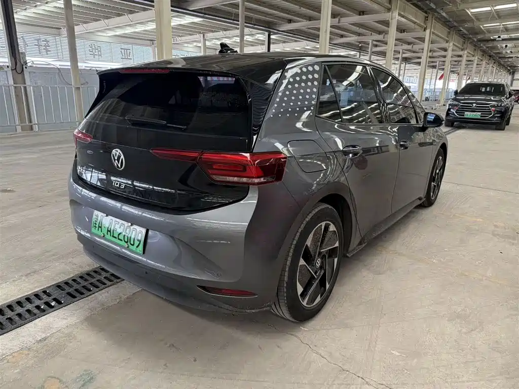 Volkswagen ID.3 2022 Pure Clean Edition фото 4
