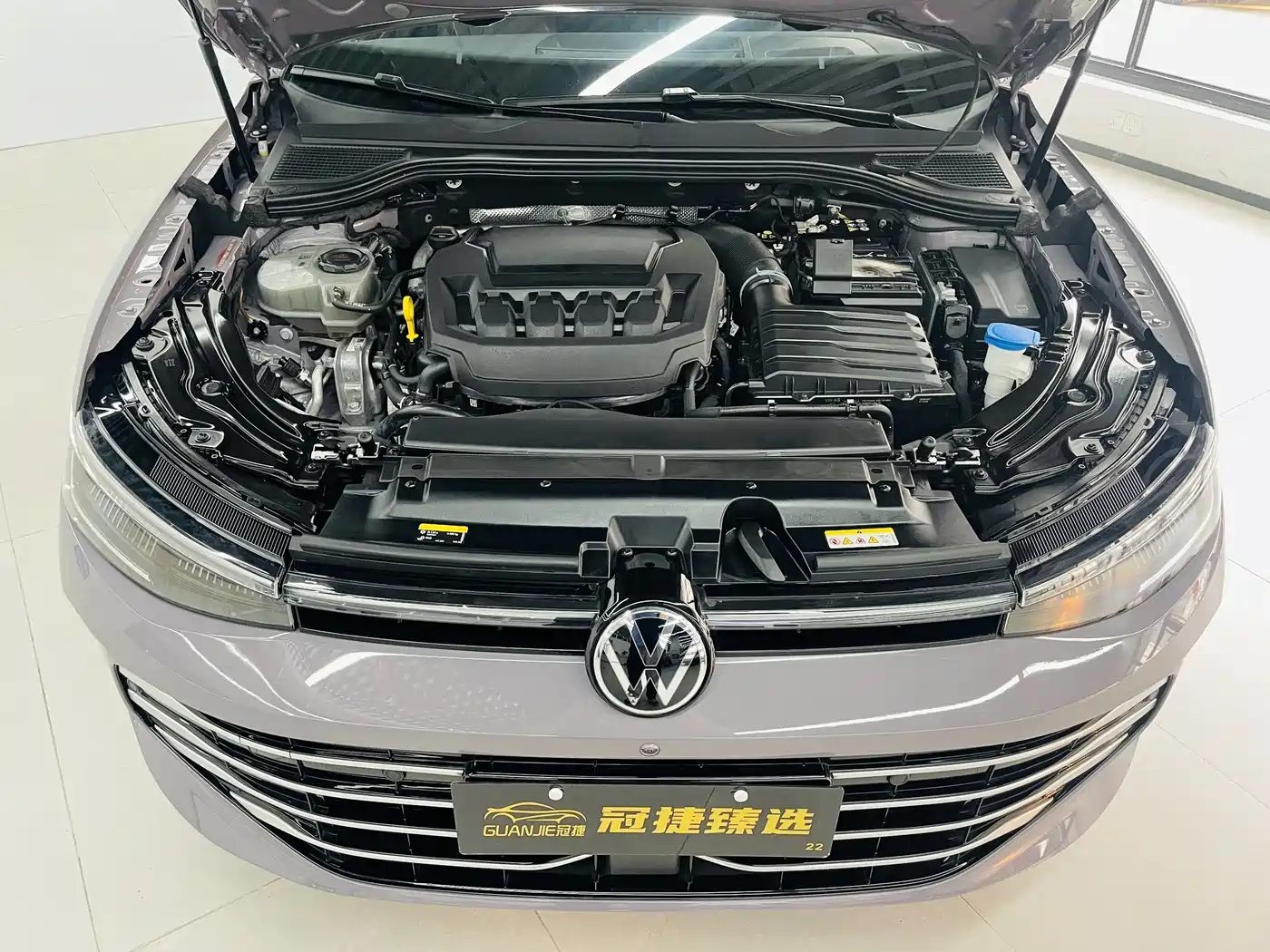 Volkswagen Passat 2025 Pro 380TSI Dragon Prestige Edition фото 2