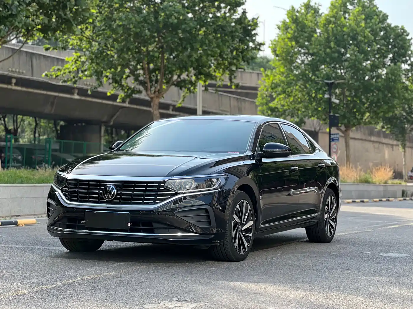 Volkswagen Passat 2024 330TSI Elite Edition