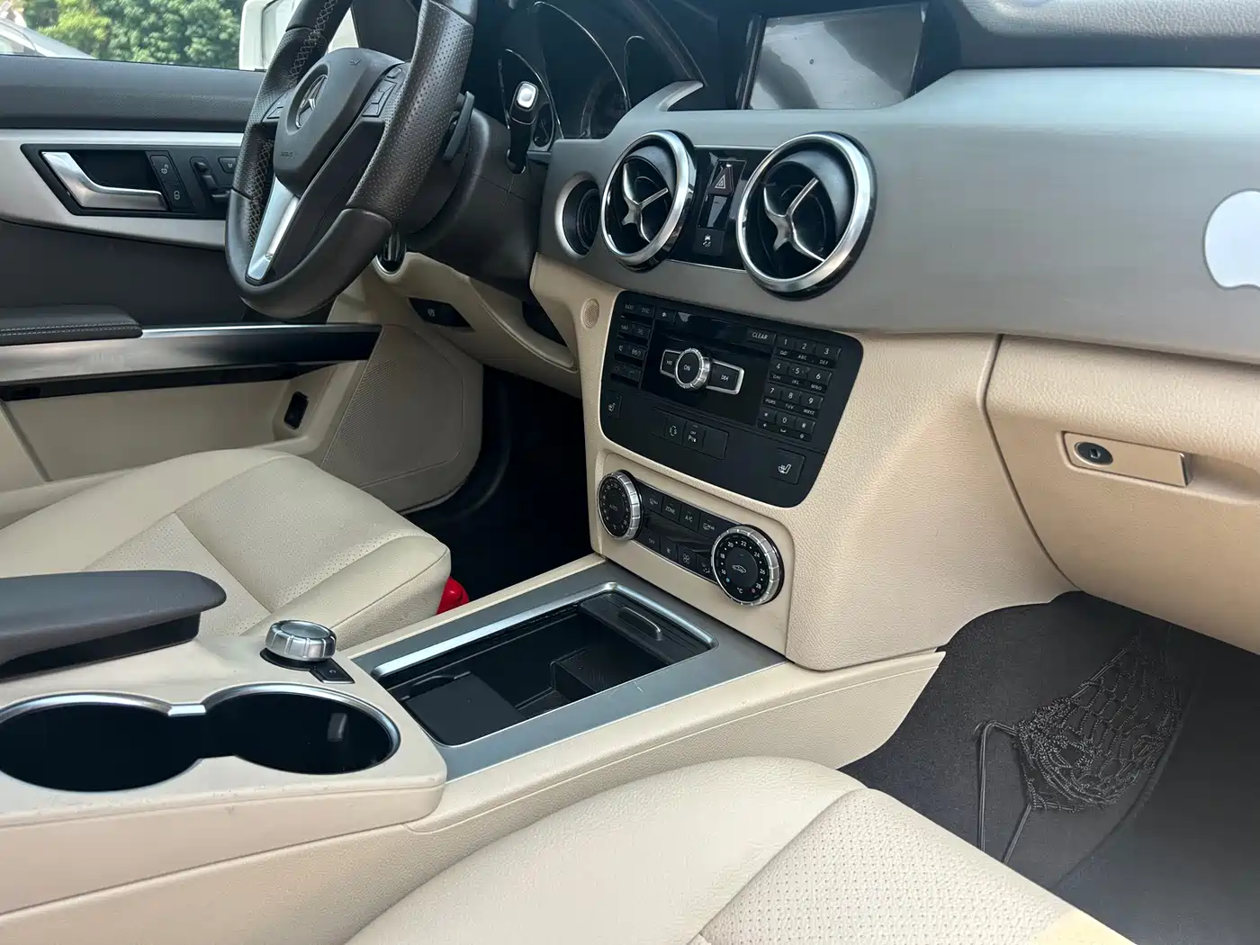 Mercedes-Benz GLK-Class 2013 GLK 300 4MATIC Fashion фото 25