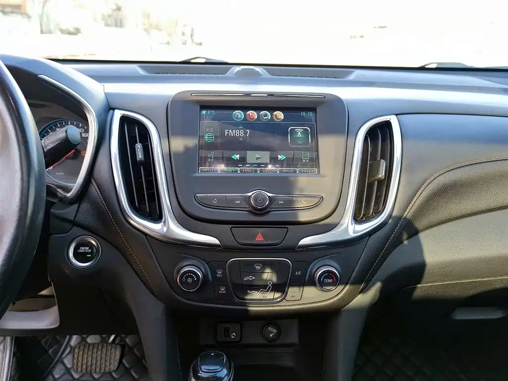 Chevrolet Equinox 2019 535T Auto Galloping Edition China V фото 13