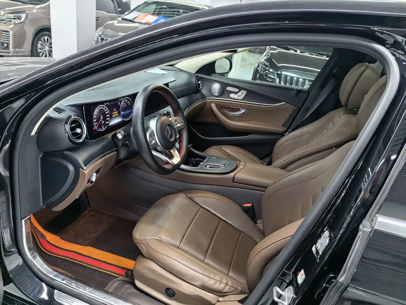 Mercedes-Benz E-Class 2020 E 300 L Sport Fashion Model фото 5