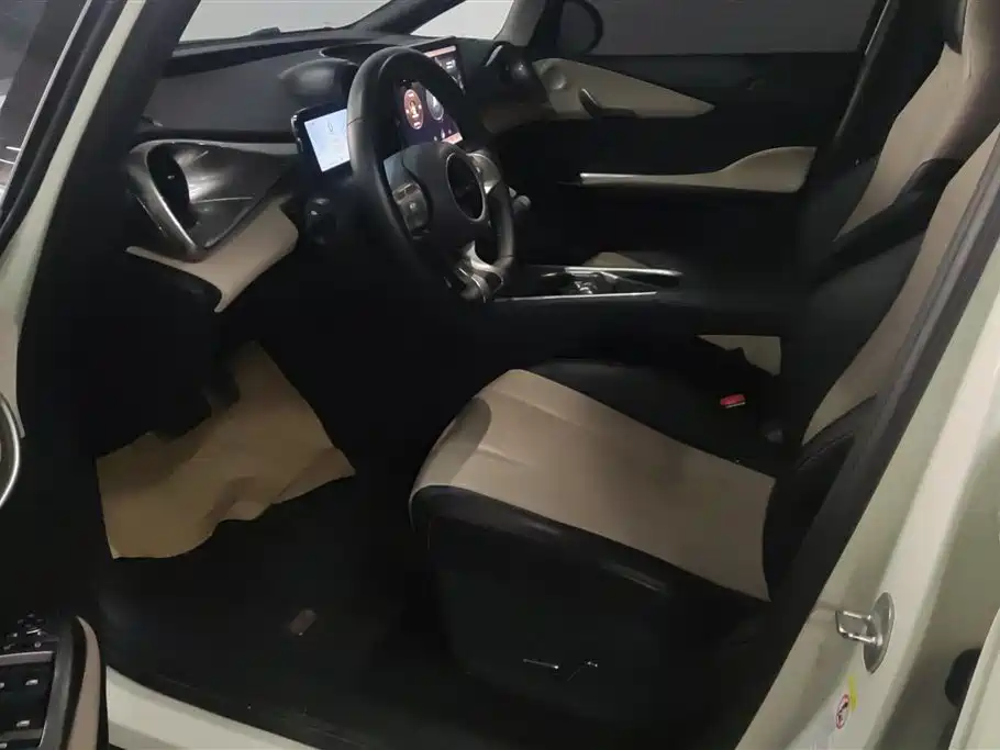 BYD Dolphin 2024 Glory Edition 420km Freedom Edition фото 9