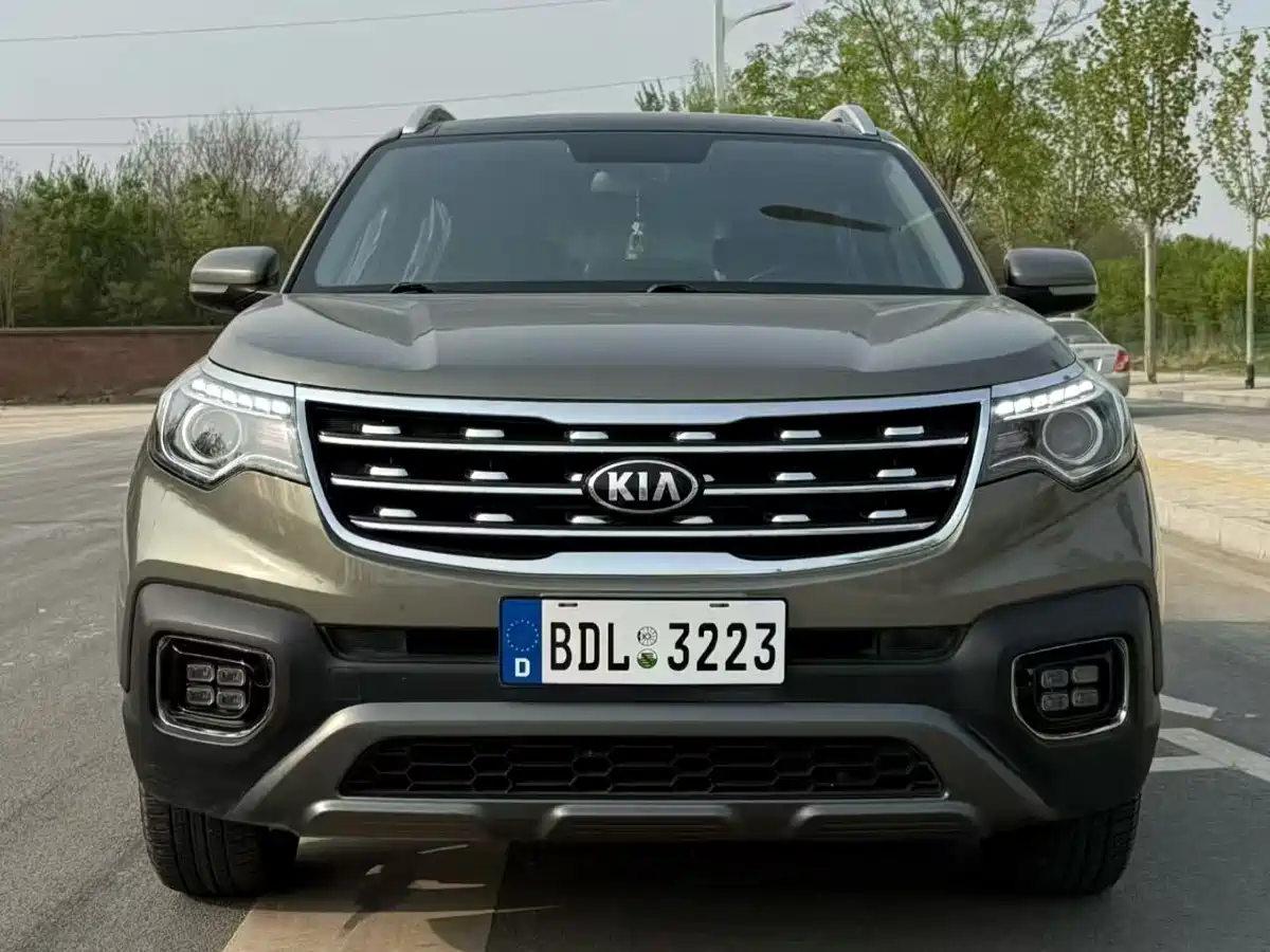 Kia Sportage 2019 2.0L Automatic Smart Luxury Edition фото 2