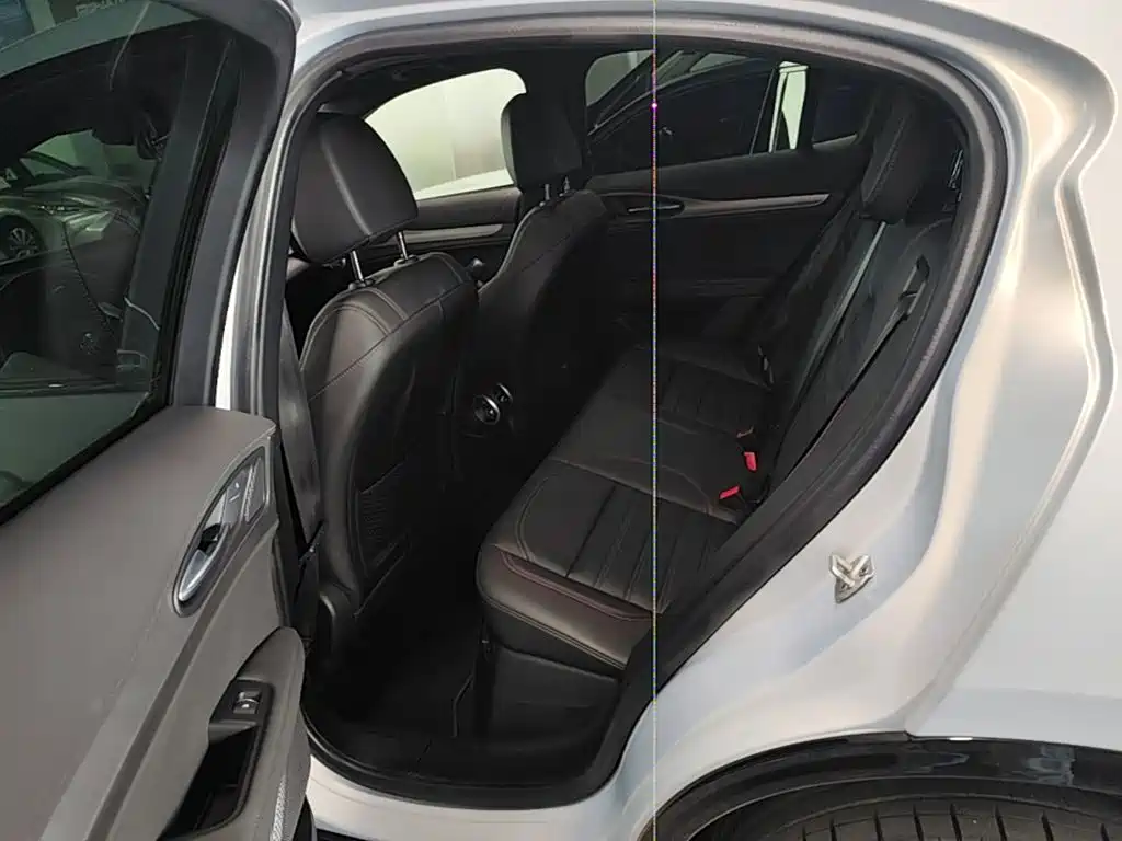 Alfa Romeo Stelvio 2023 2023 2.0T 280HP Competizione Racing Edition