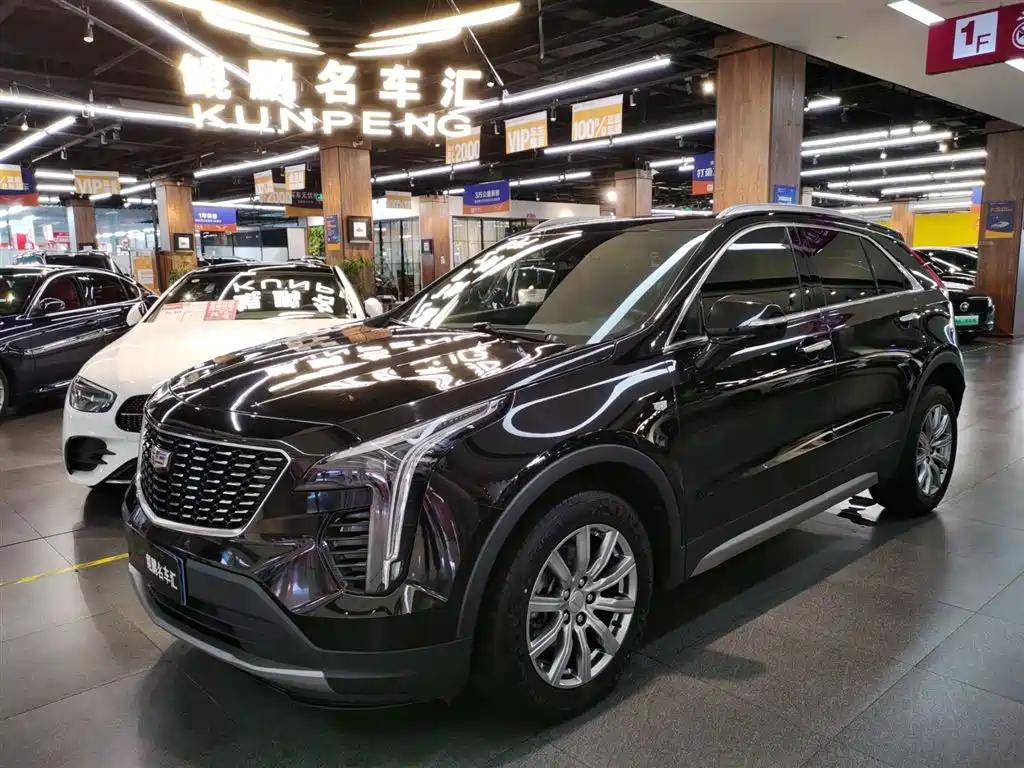 Cadillac XT4 2021 28T FWD Premium Edition