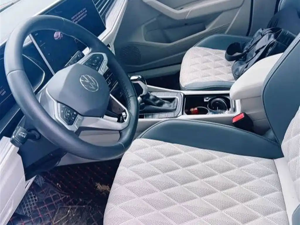 Volkswagen Sagitar 2023 280TSI DSG Surpass Plus Edition фото 8