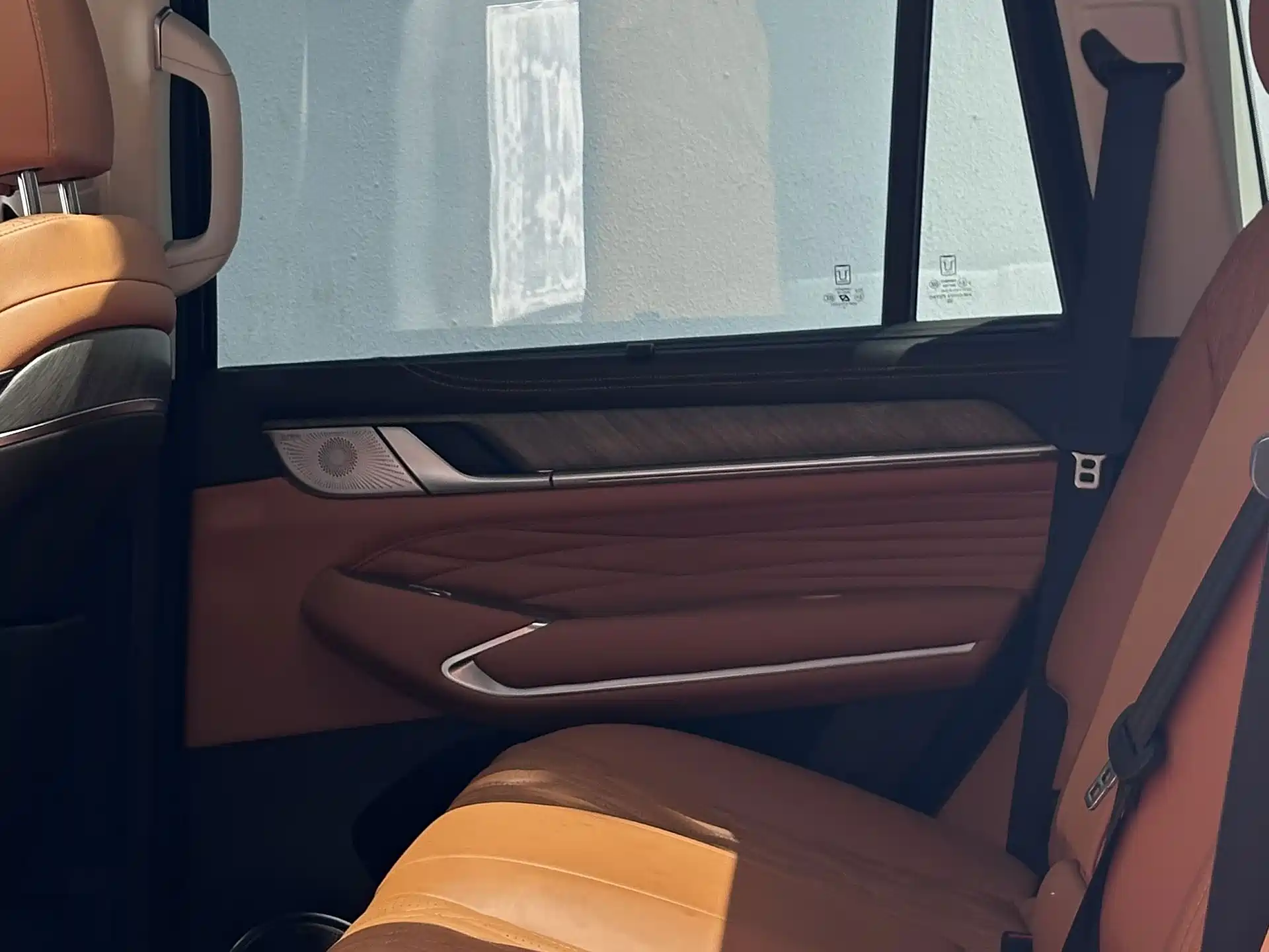 Фото 7 - Tank 500 EV