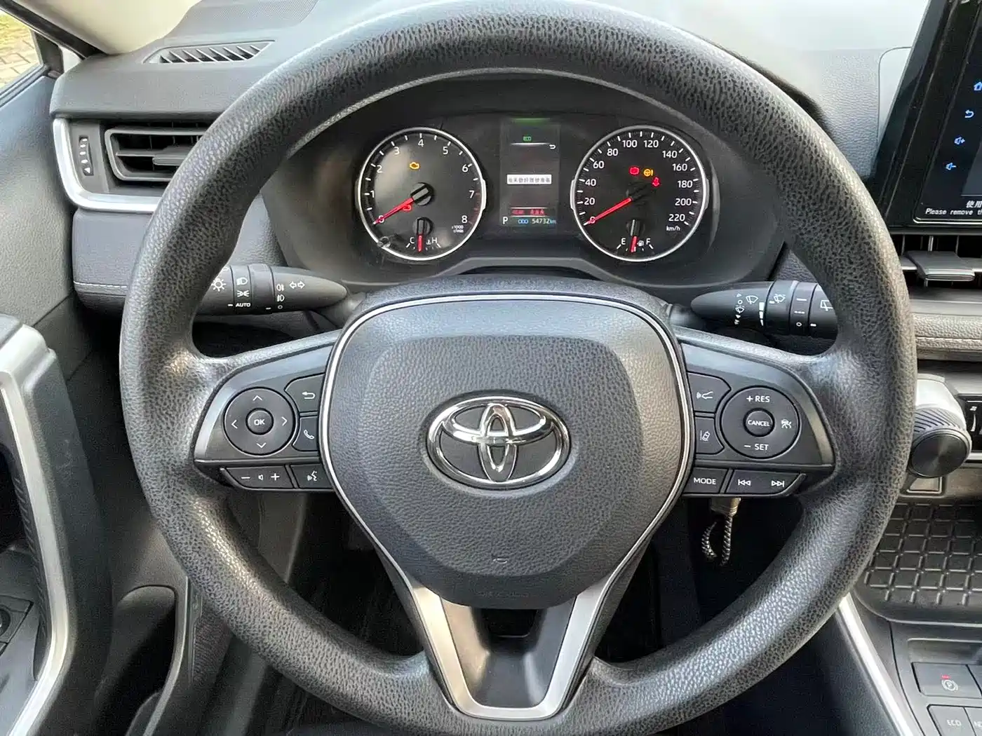 Toyota RAV4 Rongfang 2022 2.0L CVT 2WD Urban Edition фото 16