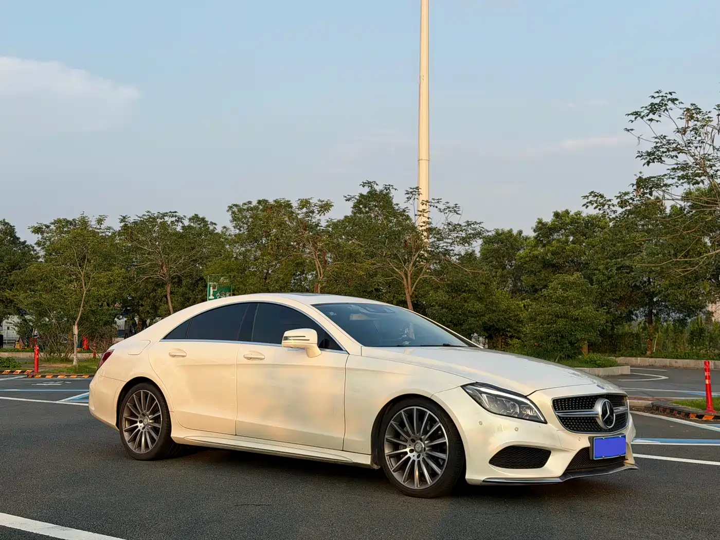 Mercedes-Benz CLS 2016 CLS 320 Edition фото 5