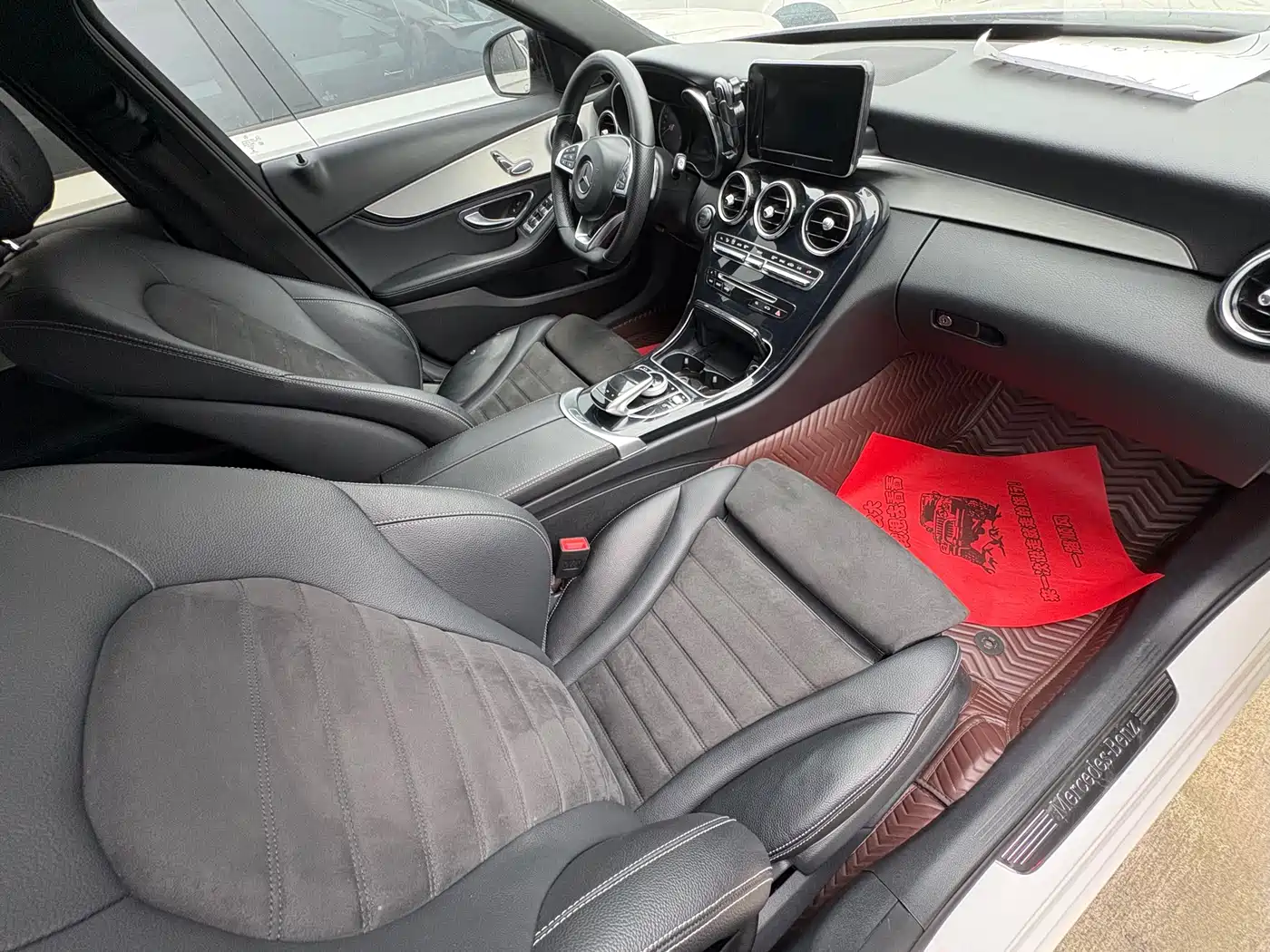 Mercedes-Benz C-Class 2017 Facelift C 200 Sport Edition фото 15