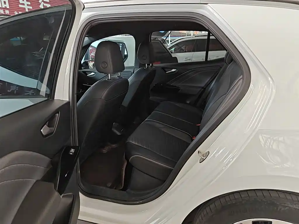 Volkswagen ID.3 2024 Pure Smart Edition фото 17