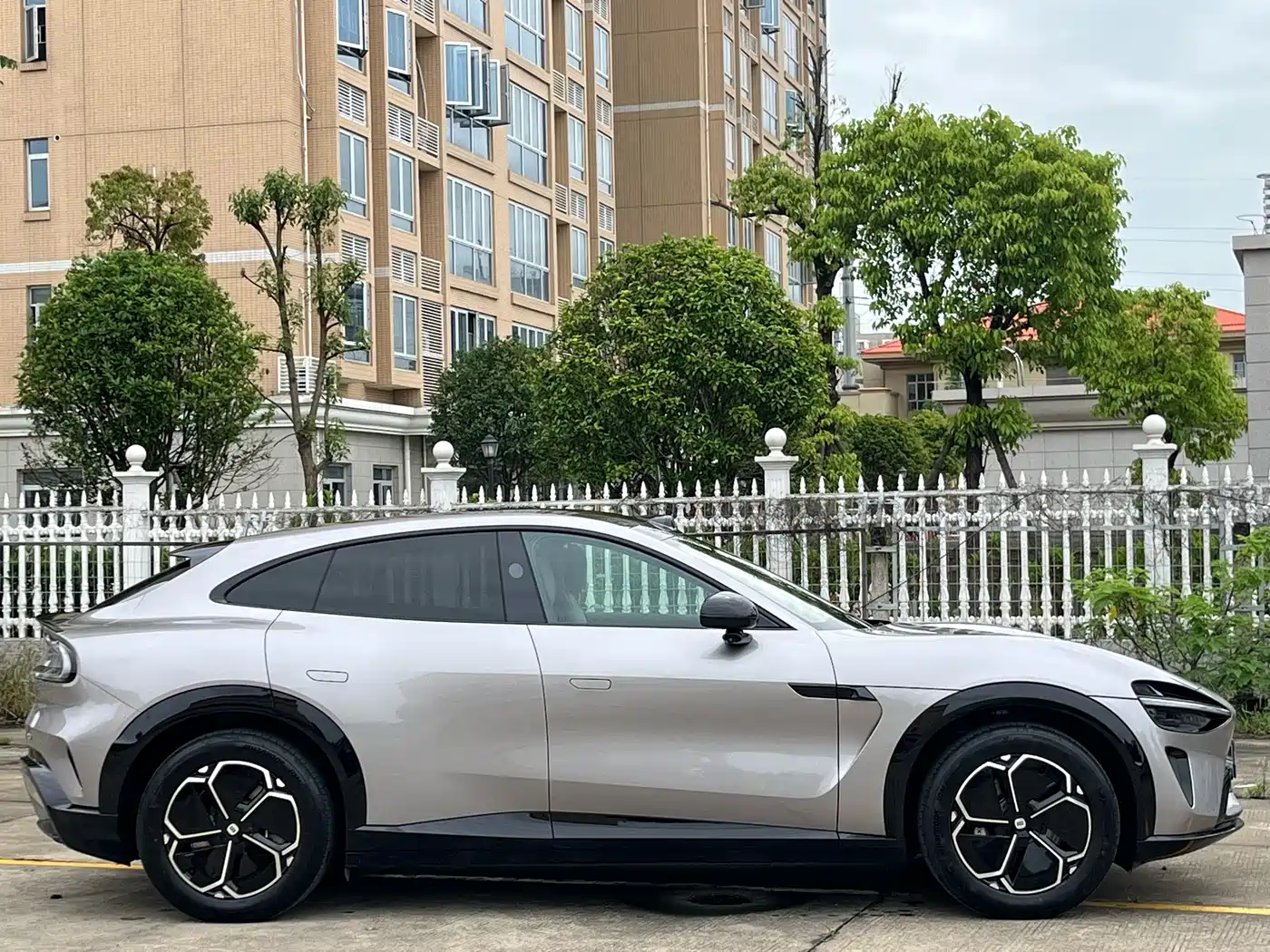 Xiaomi Auto Xiaomi YU7 2025 Extended Range RWD Edition фото 3